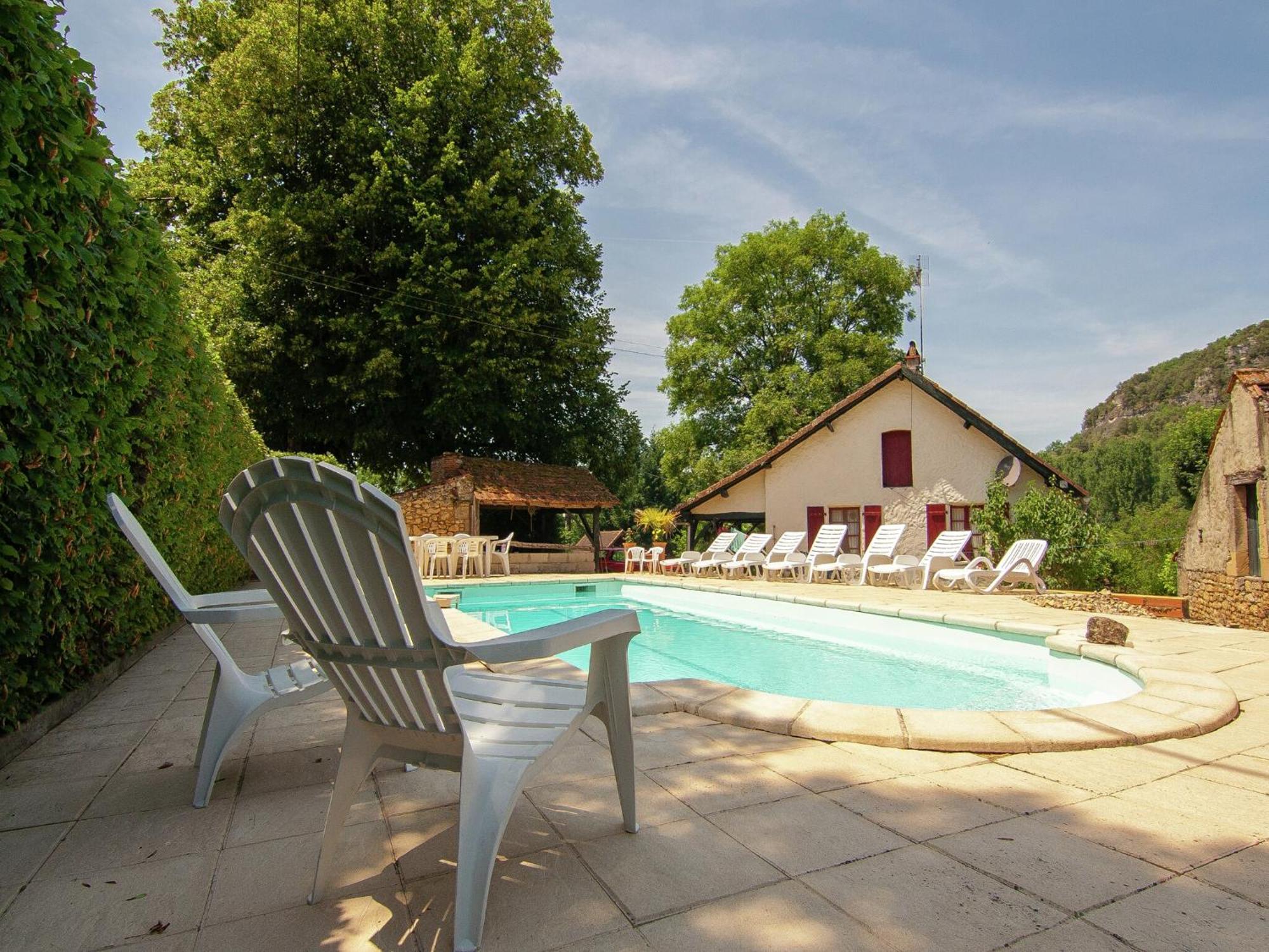 Appealing Apartment In Vezac With Swimming Pool Бенак-е-Казнак Екстер'єр фото